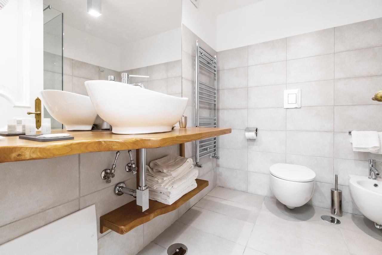 נאפולי Gramsci Suites מראה חיצוני תמונה