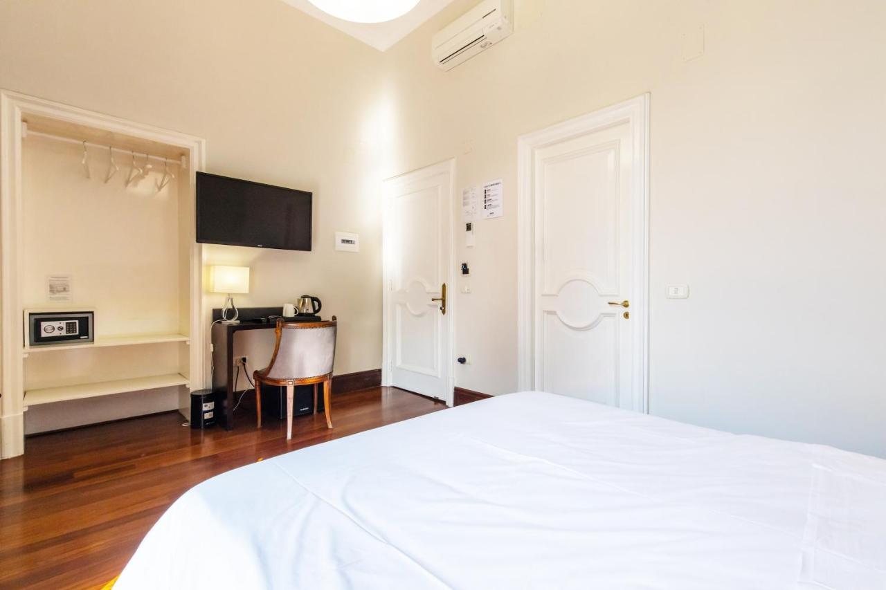 נאפולי Gramsci Suites מראה חיצוני תמונה